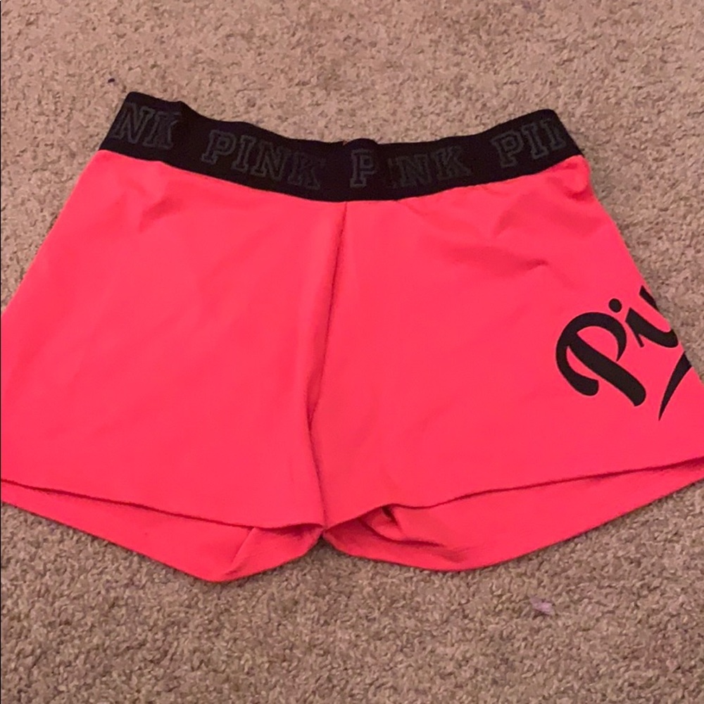 Pink shorts (Vs pink sport)